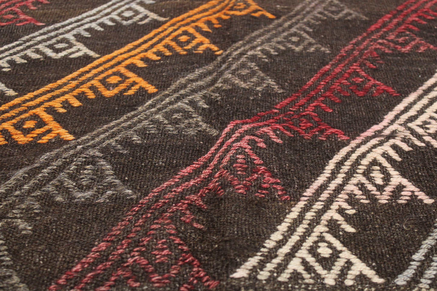 Handwoven Turkish Vintage Kilim (4'6" x 11'3")