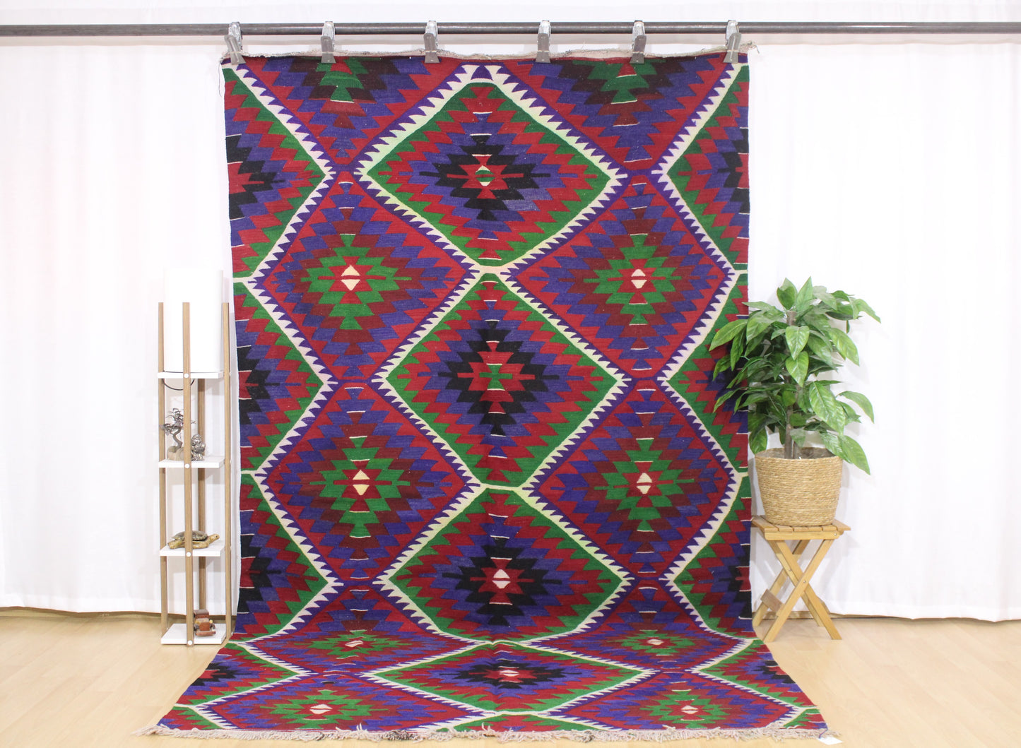 Handwoven Turkish Vintage Kilim (6'2" x 10'9")