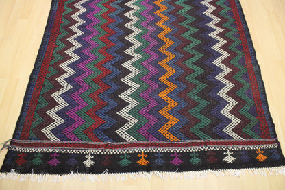 Handwoven Turkish Vintage Kilim (6'10" x 8'12")