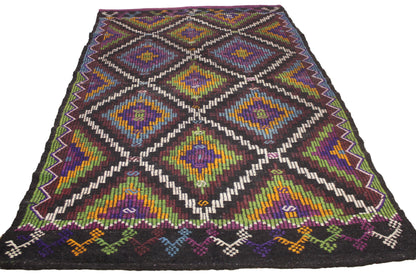 Handwoven Turkish Vintage Kilim (6'7" x 10'5")