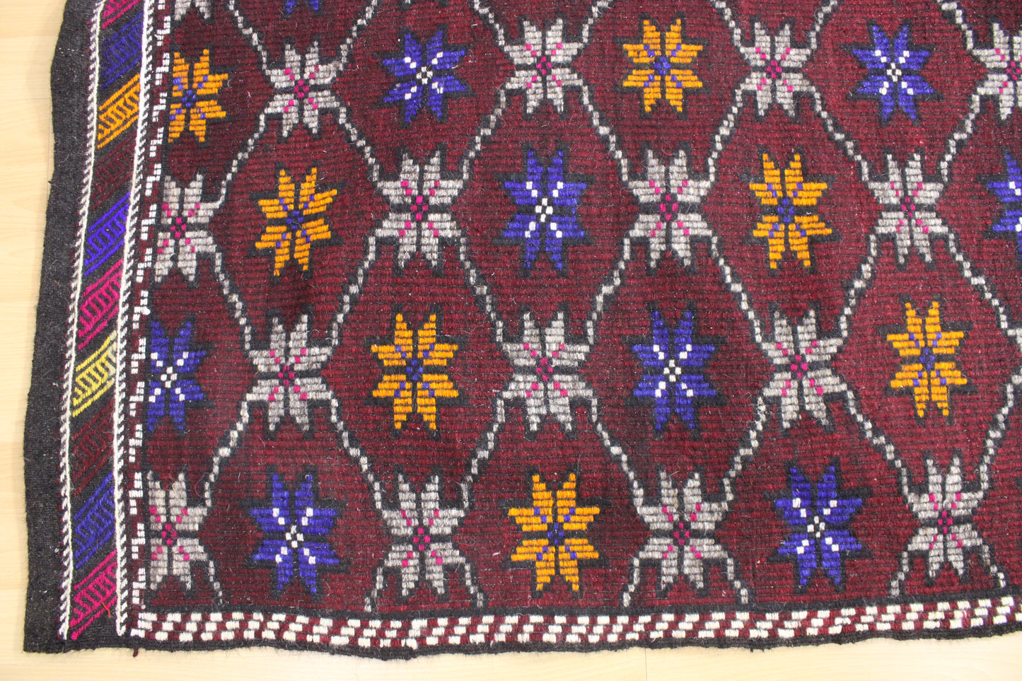 Handwoven Turkish Vintage Kilim (6'3" x 10'2")