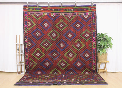 Handwoven Turkish Vintage Kilim (7'5" x 10'8")