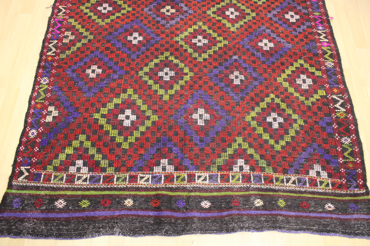 Handwoven Turkish Vintage Kilim (7'5" x 10'8")