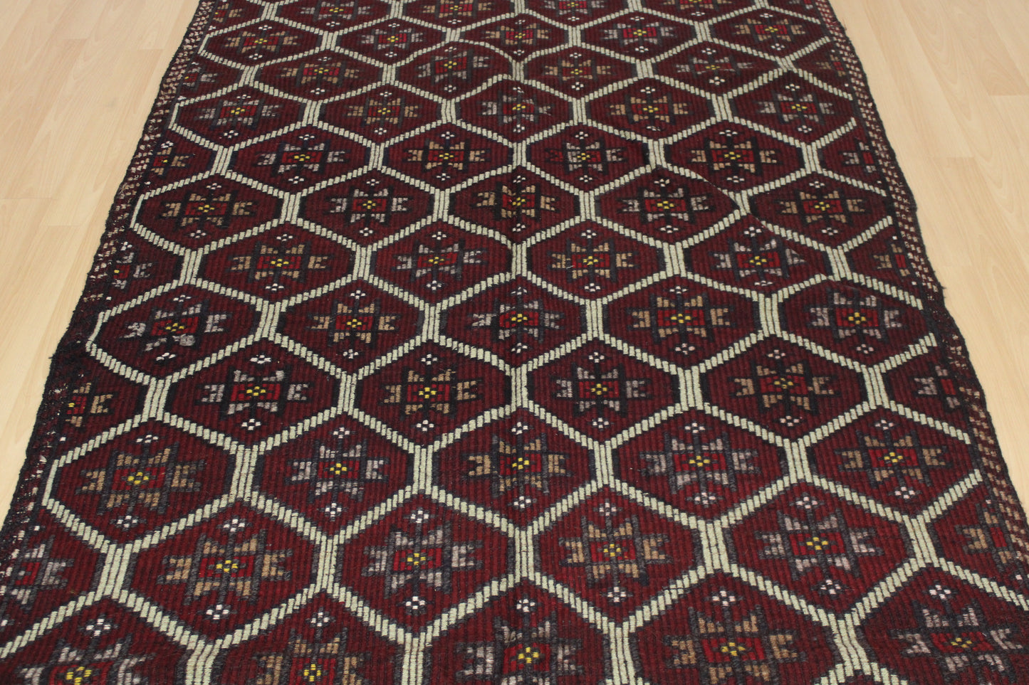 Handwoven Turkish Vintage Kilim (5'1" x 9'2")