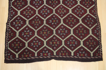 Handwoven Turkish Vintage Kilim (5'1" x 9'2")