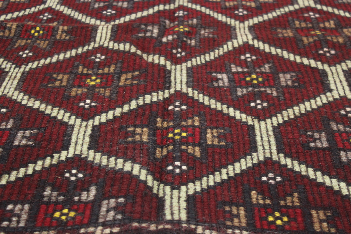 Handwoven Turkish Vintage Kilim (5'1" x 9'2")