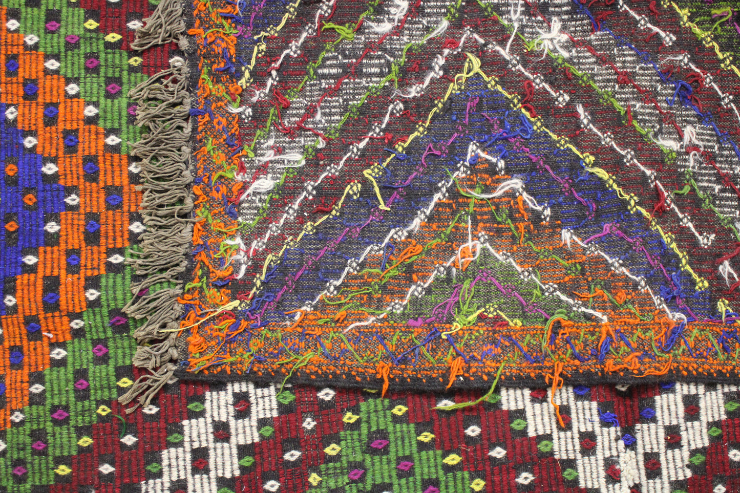 Handwoven Turkish Vintage Kilim (5'11" x 11'7")