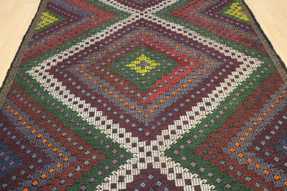 Handwoven Turkish Vintage Kilim (5'12" x 9'7")