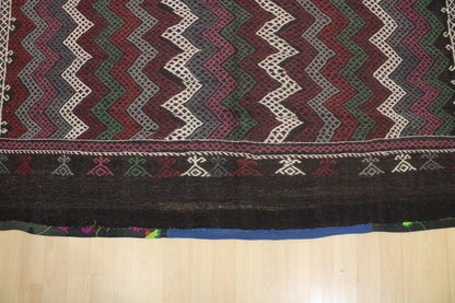 Handwoven Turkish Vintage Kilim (7'0" x 10'0")