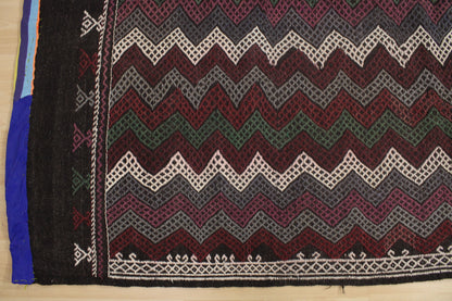 Handwoven Turkish Vintage Kilim (7'0" x 10'0")