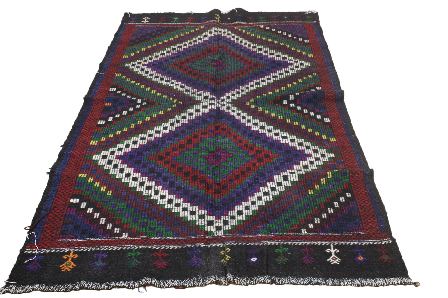 Handwoven Turkish Vintage Kilim (4'11" x 8'10")