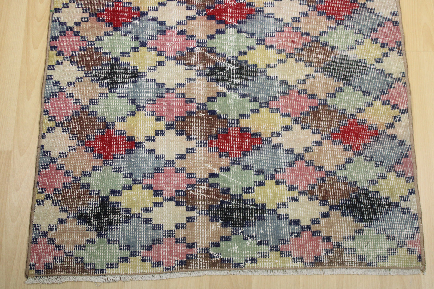 Hand-Knotted Vintage Turkish Rug (2'12" x 6'5")