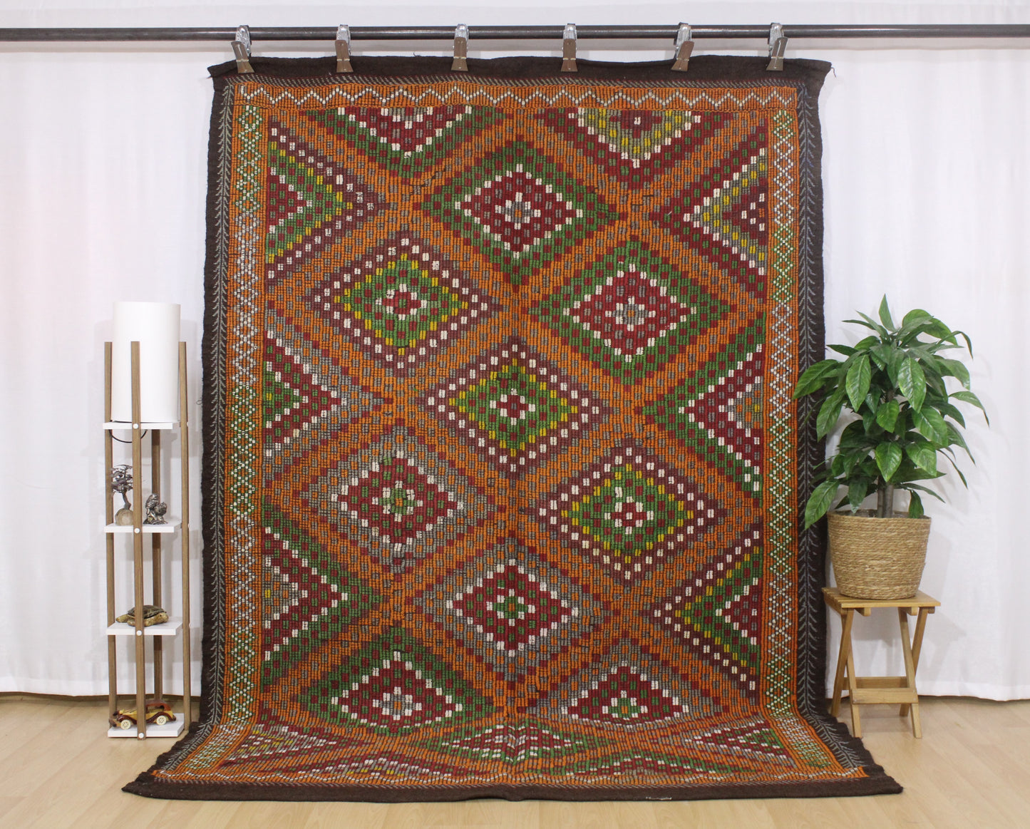 Handwoven Turkish Vintage Kilim (6'8" x 9'6")