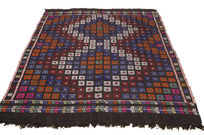 Handwoven Turkish Vintage Kilim (5'11" x 7'6")