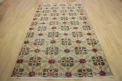 Hand-Knotted Vintage Turkish Rug (4'10" x 9'5")