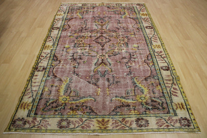 Hand-Knotted Vintage Turkish Rug (5'7" x 9'1")