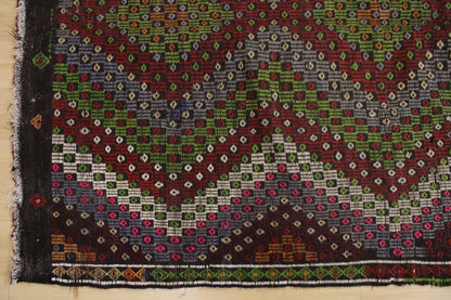 Handwoven Turkish Vintage Kilim (6'2" x 10'5")