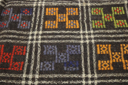 Handwoven Turkish Vintage Kilim (4'11" x 8'6")