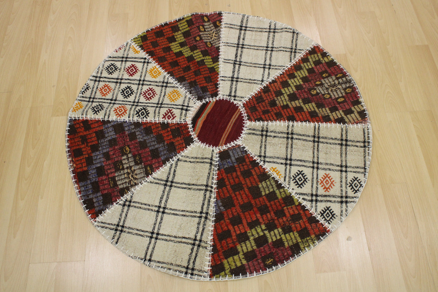 Handwoven Turkish Patchwork Kilim (3'10" x 3'10")