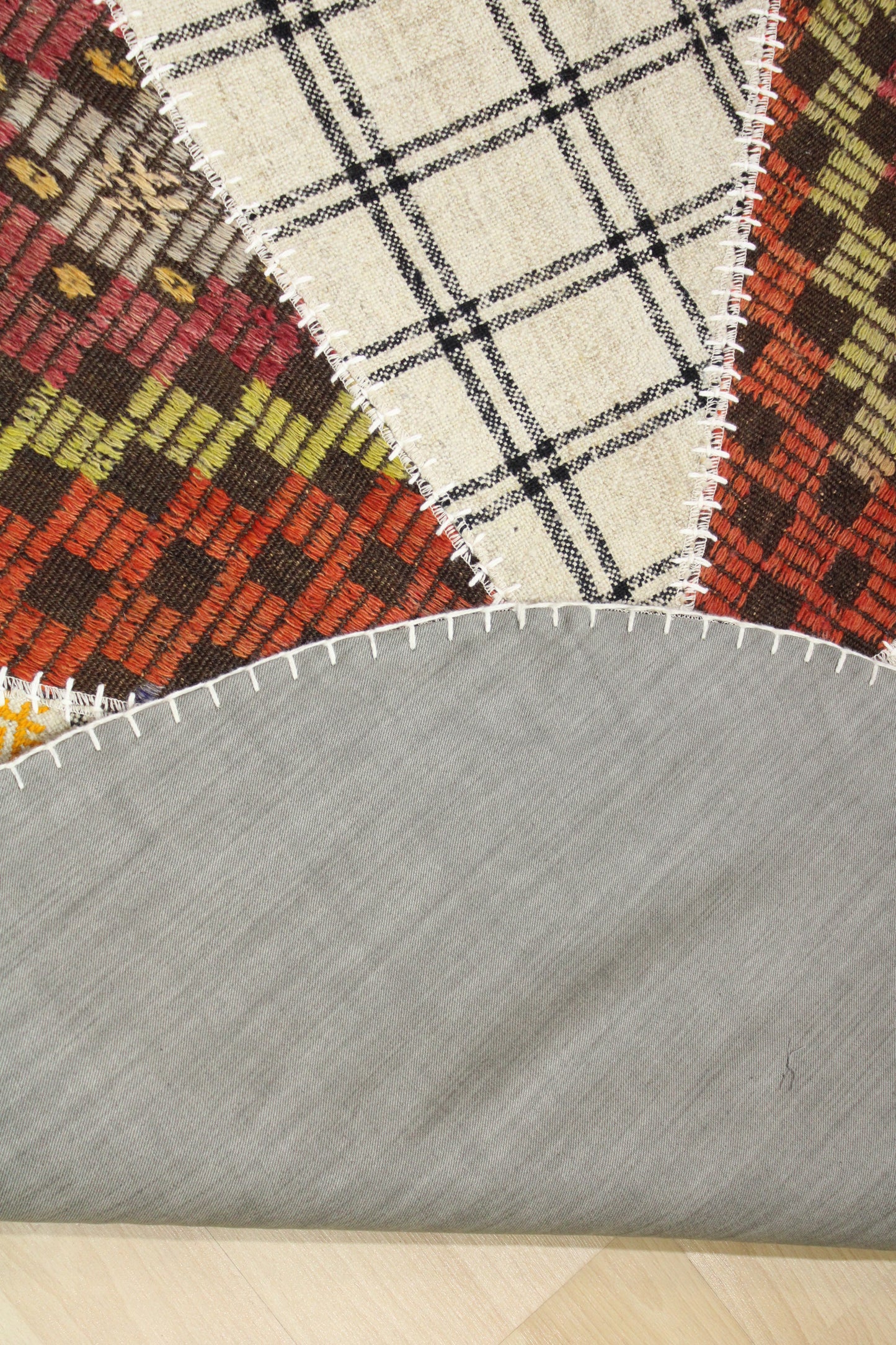 Handwoven Turkish Patchwork Kilim (3'10" x 3'10")