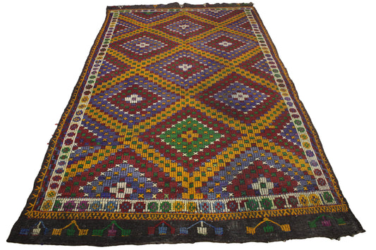 Handwoven Turkish Vintage Kilim (6'2" x 10'9")