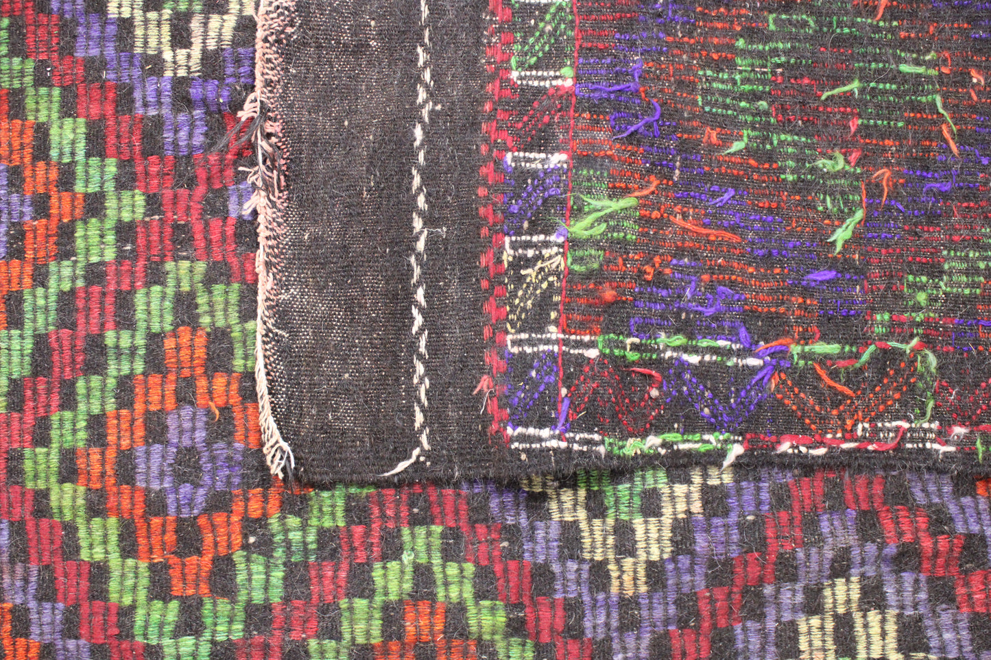 Handwoven Turkish Vintage Kilim (6'12" x 10'4")