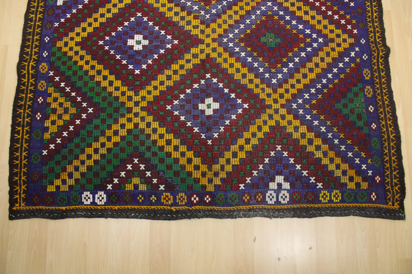 Handwoven Turkish Vintage Kilim (6'3" x 11'0")