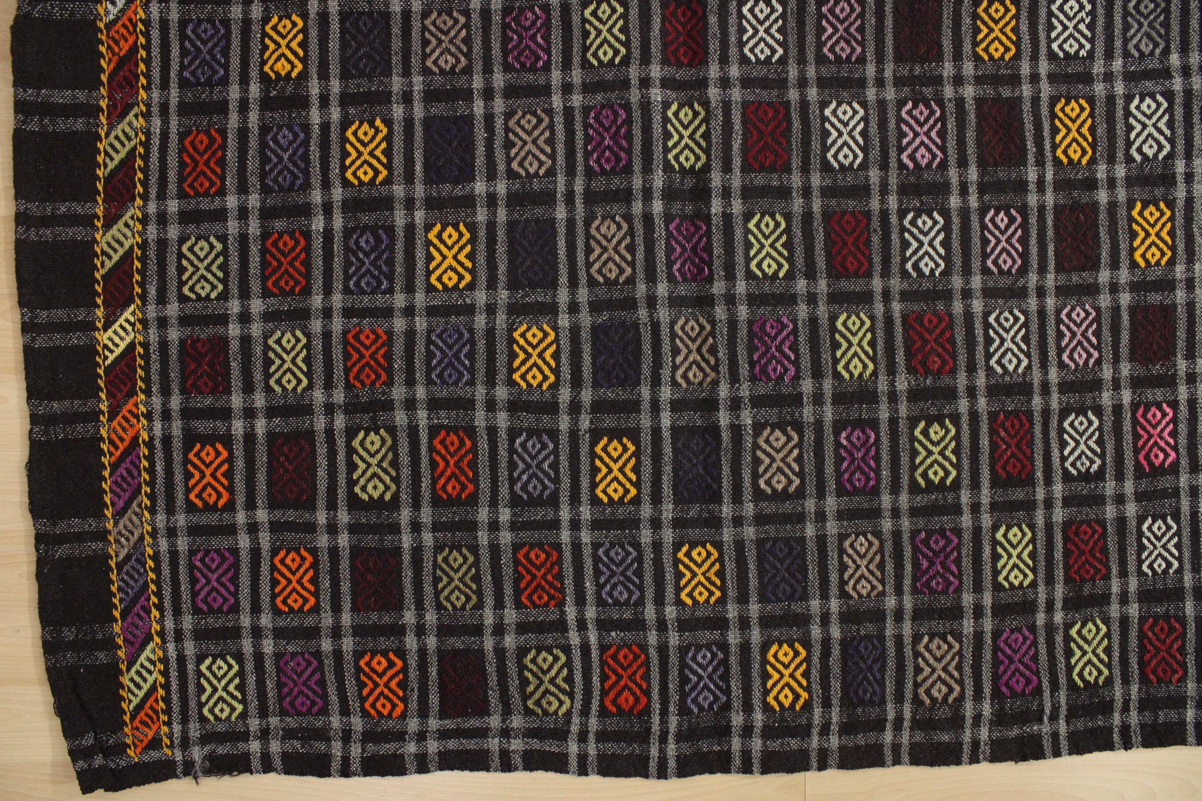 El Dokuma Anadolu Kök Boya Yün Kilim