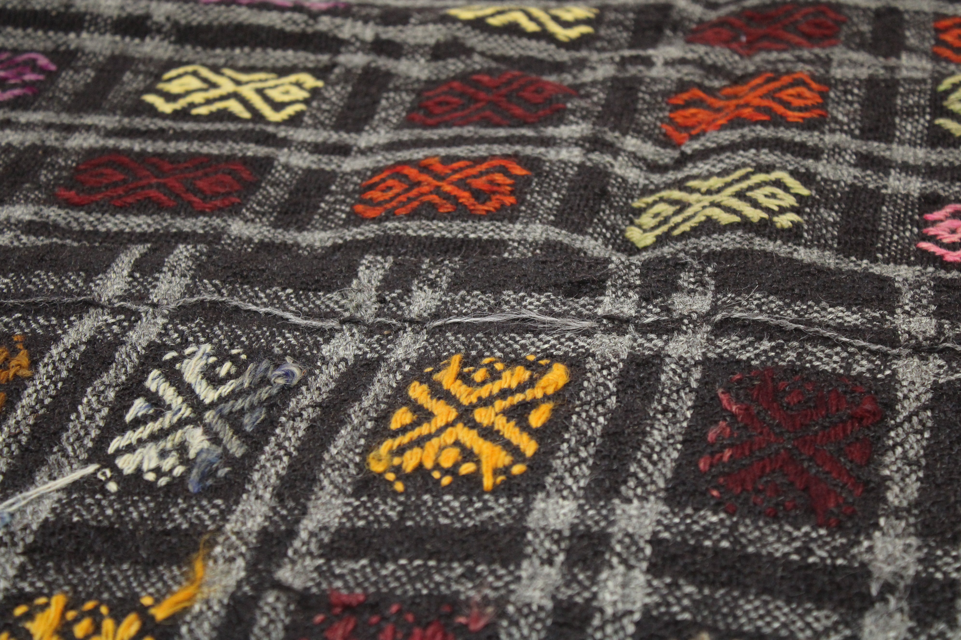 El Dokuma Anadolu Kök Boya Yün Kilim