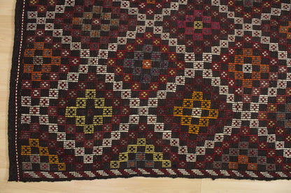 Handwoven Turkish Vintage Kilim (6'4" x 10'6")