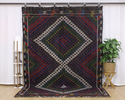 Handwoven Turkish Vintage Kilim (6'8" x 10'1")