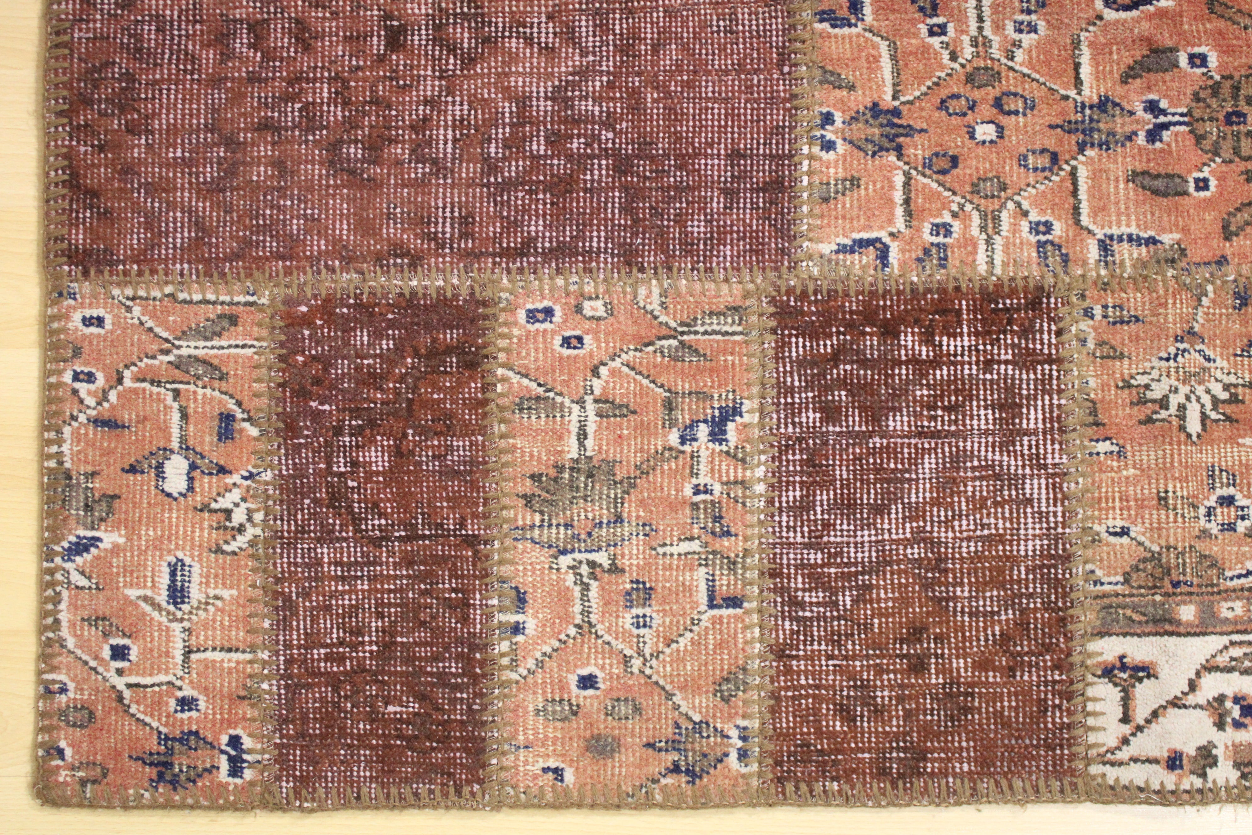 El Dokuma Kök Boya Yün Patchwork Halı