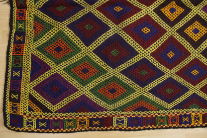 Handwoven Turkish Vintage Kilim (5'9" x 9'1")