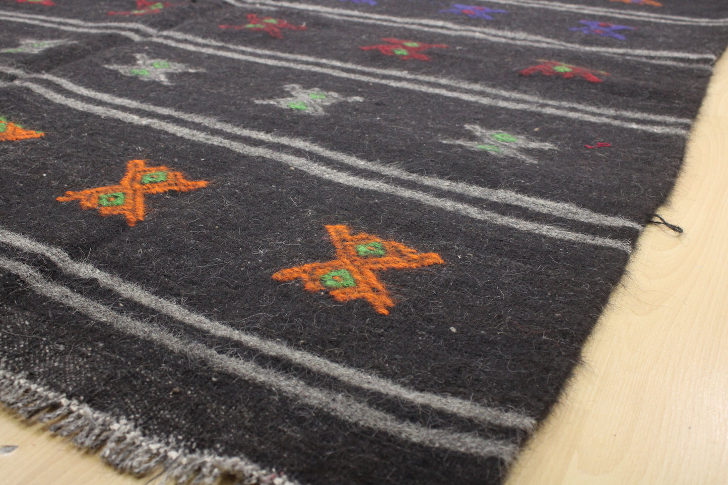 Handwoven Turkish Vintage Kilim (5'7" x 12'4")