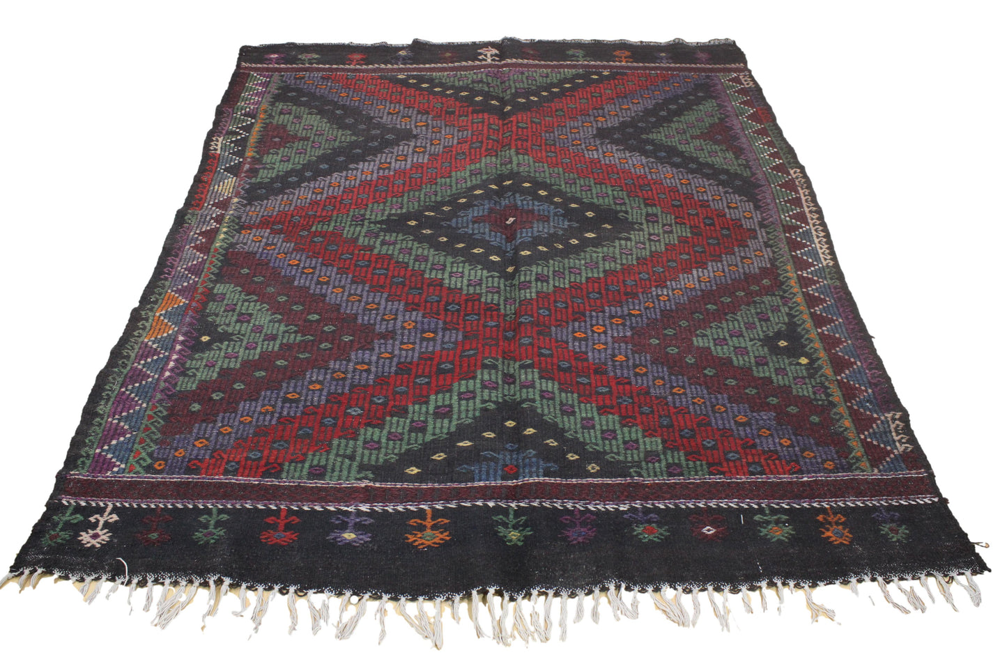 Handwoven Turkish Vintage Kilim (6'3" x 8'6")