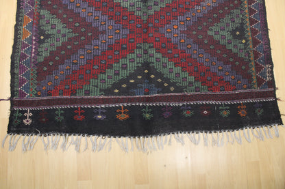 Handwoven Turkish Vintage Kilim (6'3" x 8'6")