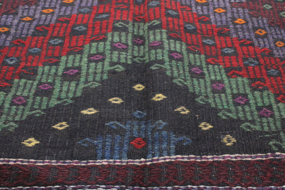 Handwoven Turkish Vintage Kilim (6'3" x 8'6")