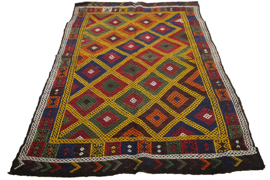 Handwoven Turkish Vintage Kilim (4'11" x 7'7")