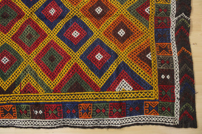 Handwoven Turkish Vintage Kilim (4'11" x 7'7")