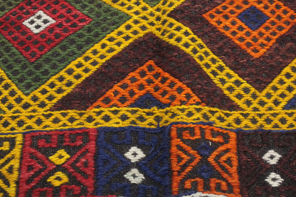 Handwoven Turkish Vintage Kilim (4'11" x 7'7")