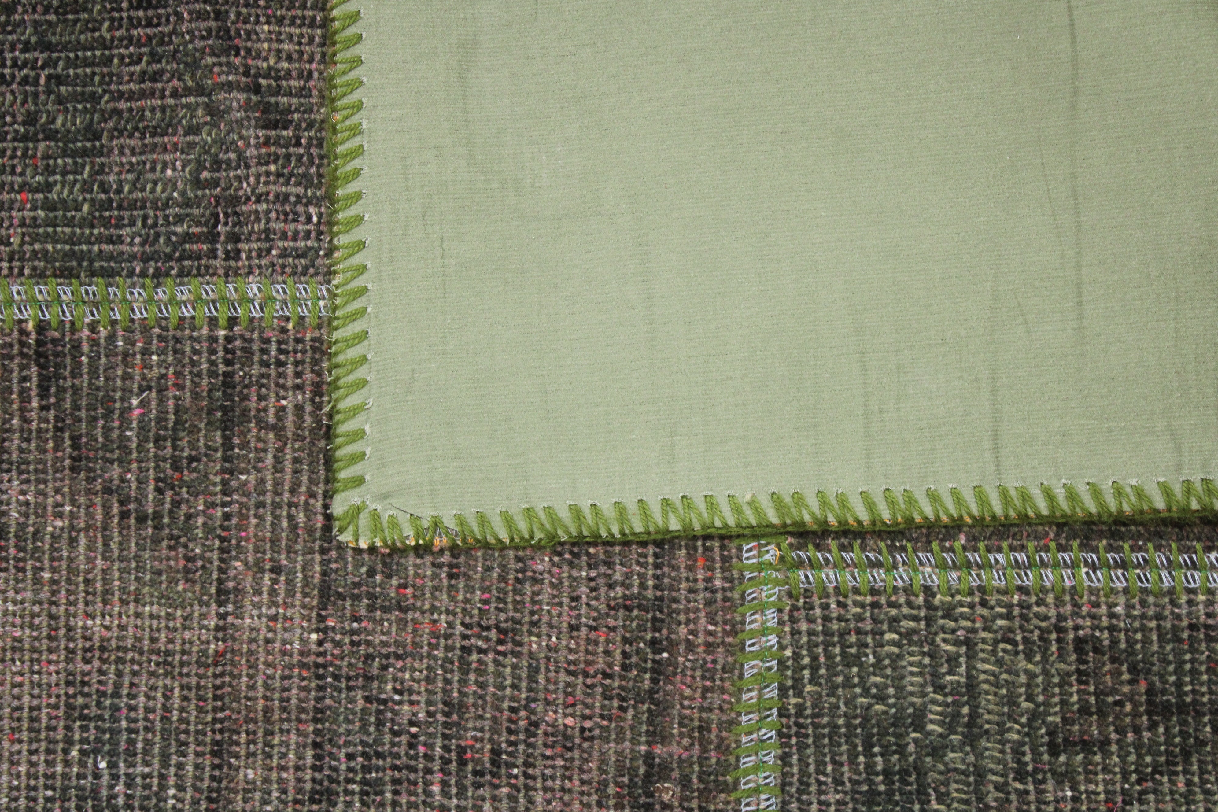 El Dokuma Kök Boya Yün Patchwork Halı