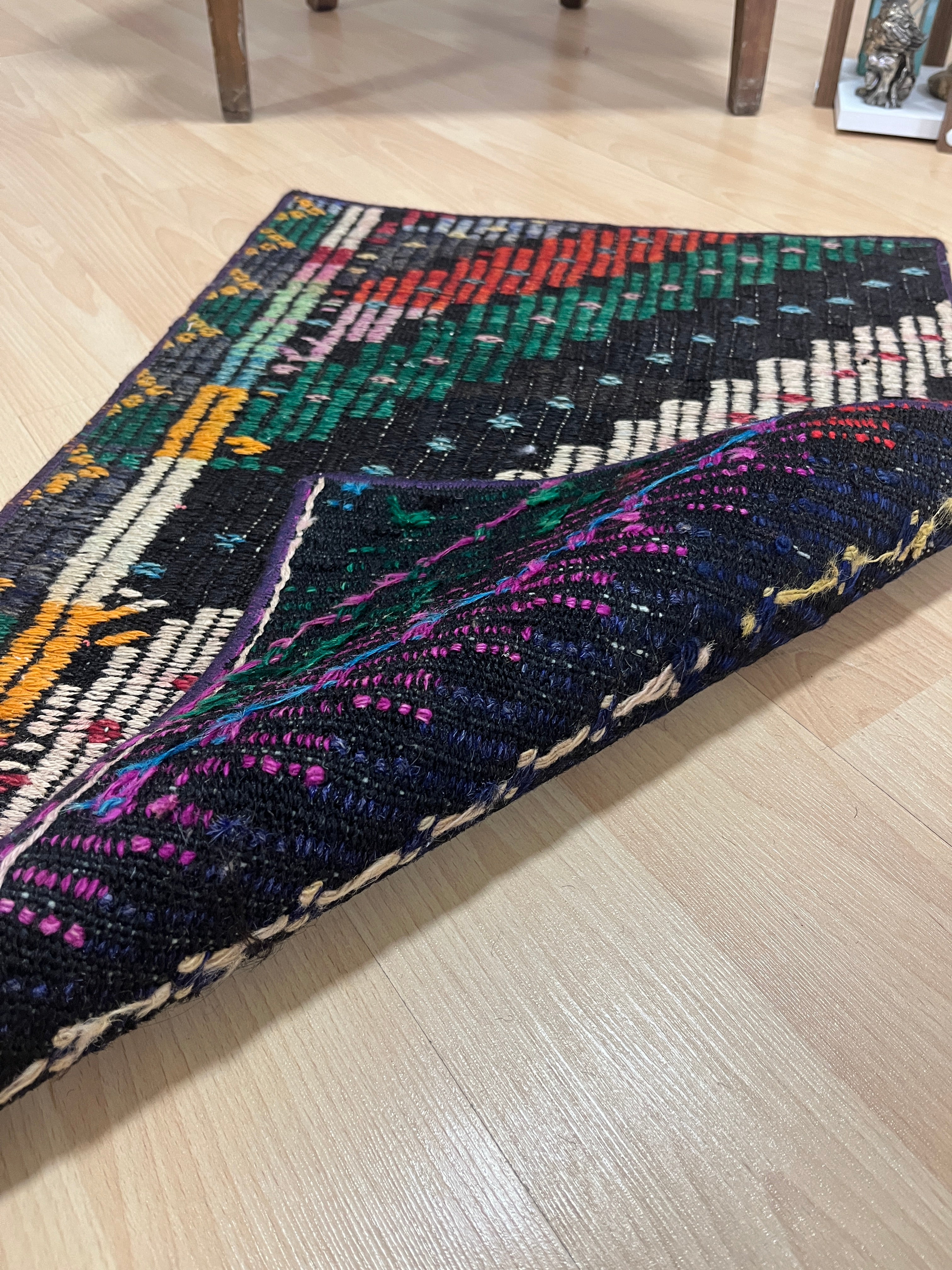 El Dokuma Anadolu Kök Boya Yün Kilim