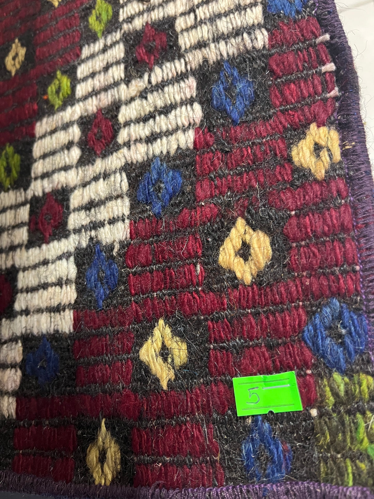 Handwoven Turkish Vintage Kilim (1'8" x 2'6")