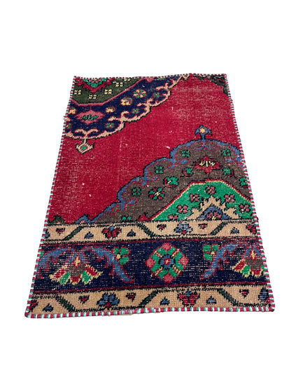 Hand-Knotted Vintage Turkish Rug (1'8" x 2'6")