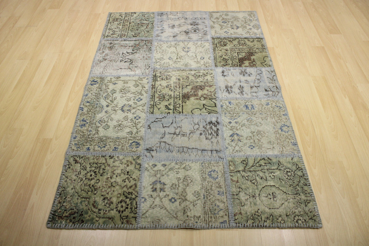 Hand-Knotted Patchwork Turkish Rug (3'12" x 5'11")