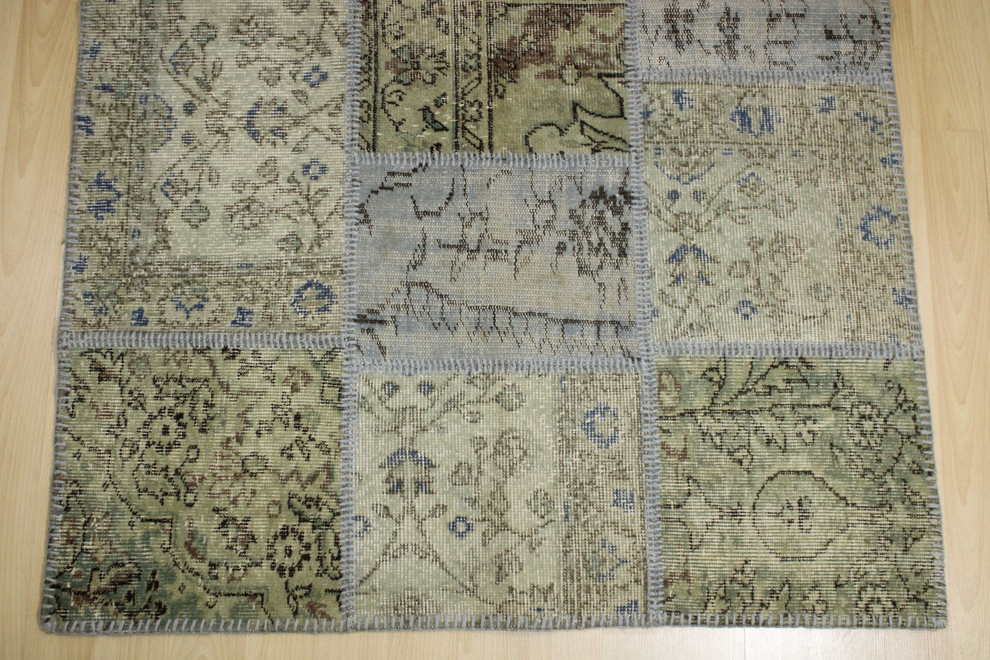 Hand-Knotted Patchwork Turkish Rug (3'12" x 5'11")