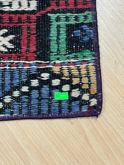 Handwoven Turkish Vintage Kilim (1'4" x 2'4")