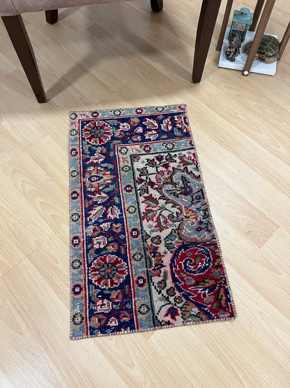 Hand-Knotted Vintage Turkish Rug (1'4" x 2'4")