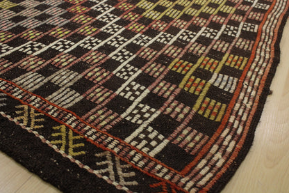 Handwoven Turkish Vintage Kilim (6'9" x 8'10")