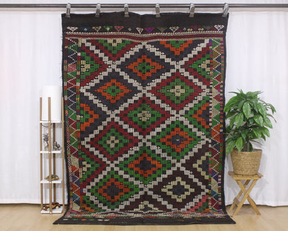 Handwoven Turkish Vintage Kilim (5'8" x 8'6")